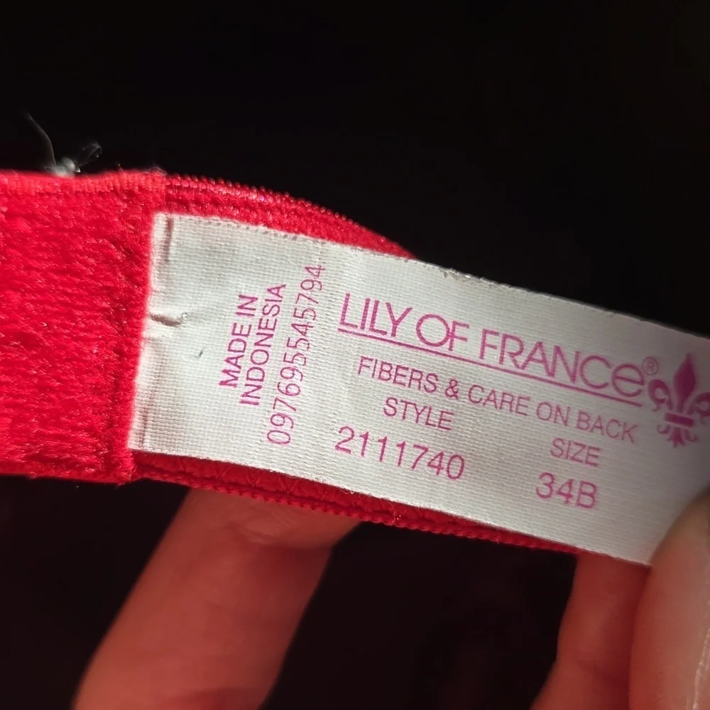 Sexy Red Lily of France Push-Up Bra - Size 34B